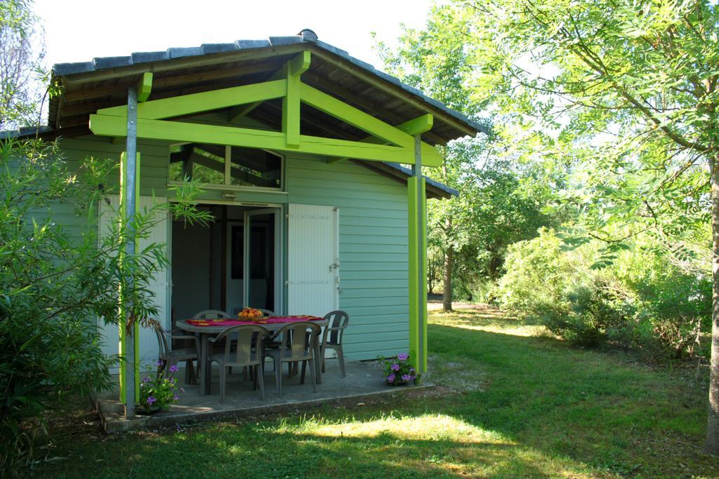 Lagrange Grand Bleu Vacances - Residence Port Lalande Castelmoron-sur-Lot Exterior foto