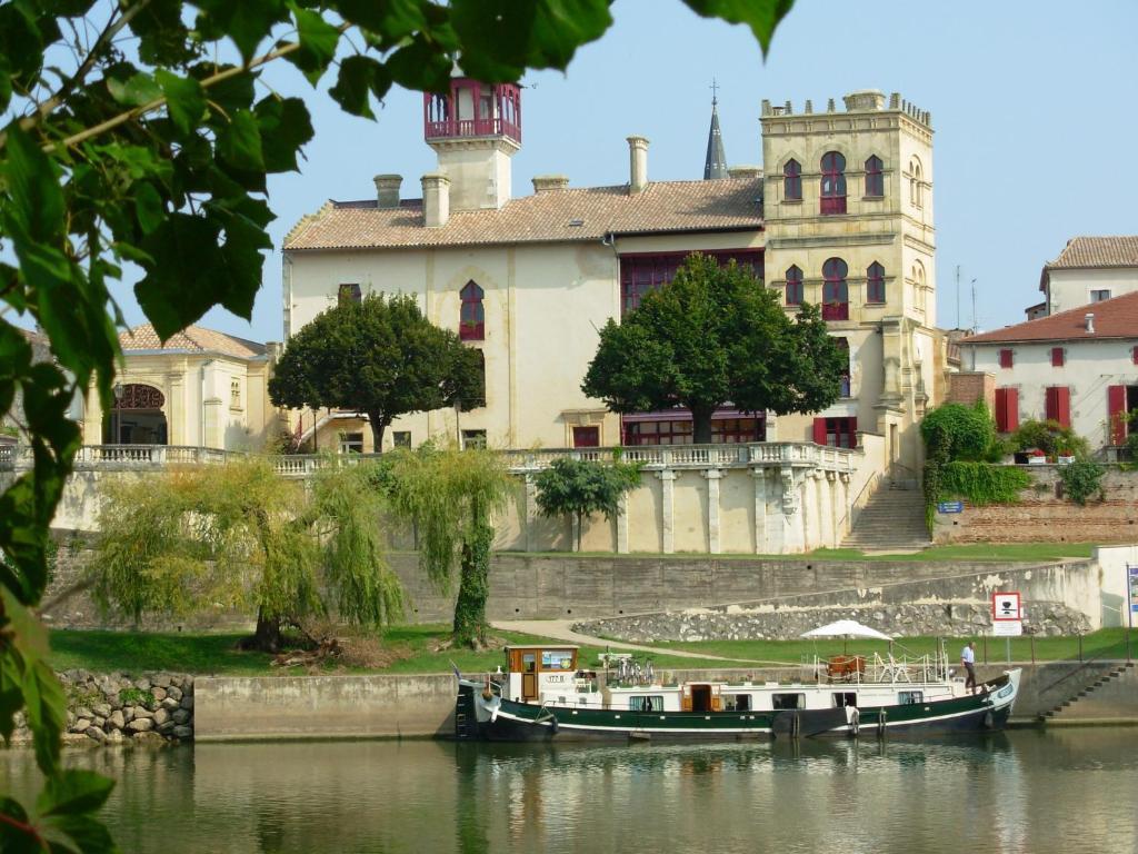 Lagrange Grand Bleu Vacances - Residence Port Lalande Castelmoron-sur-Lot Exterior foto